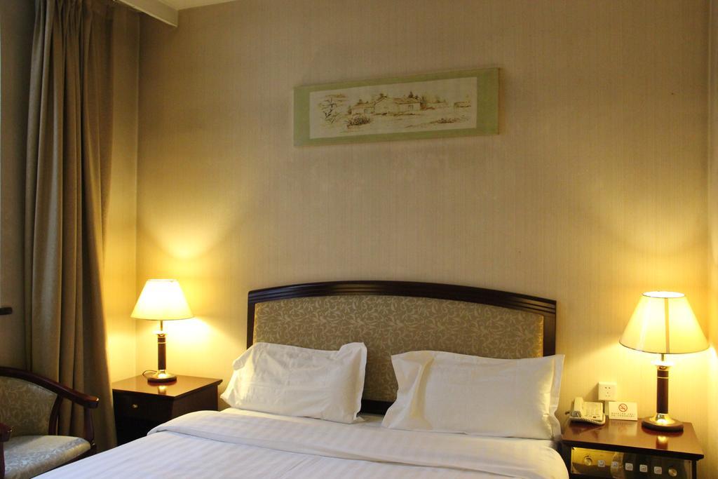 Super 8 Beijing Yizhuang Tianbao Hotel Szoba fotó