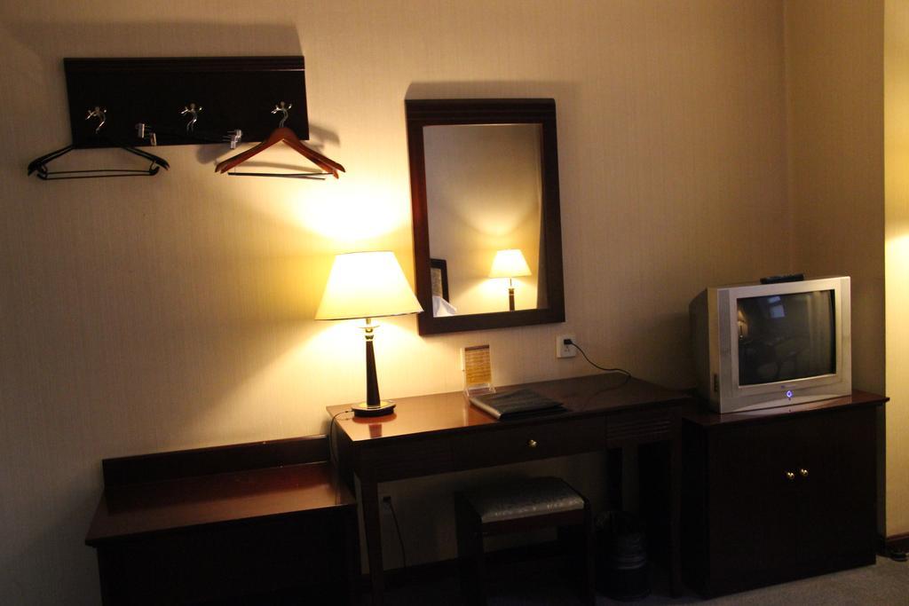 Super 8 Beijing Yizhuang Tianbao Hotel Szoba fotó