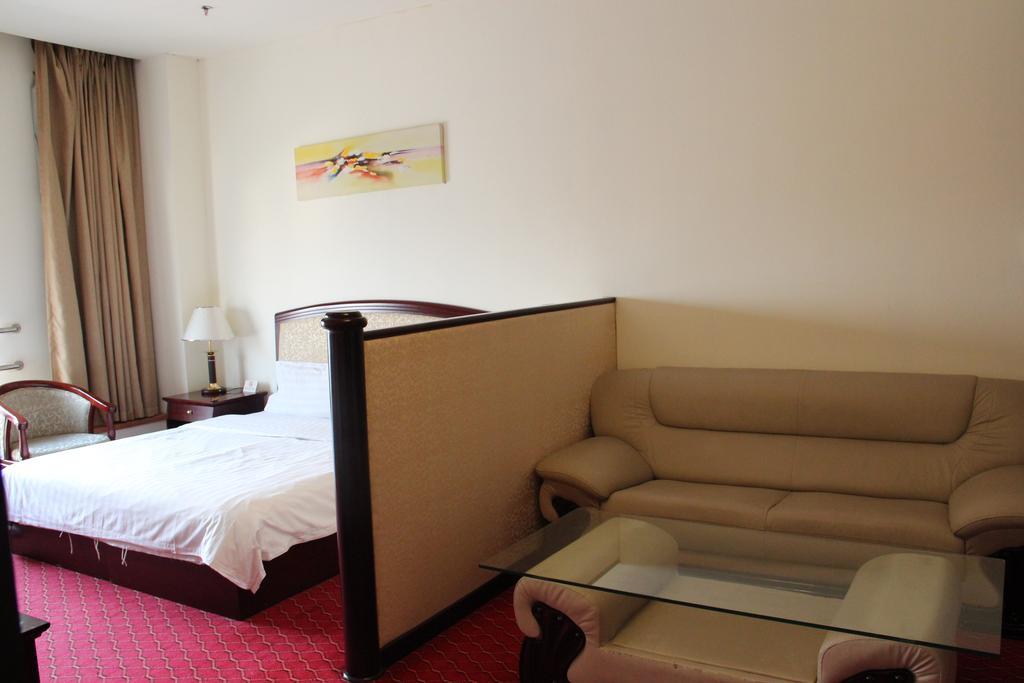 Super 8 Beijing Yizhuang Tianbao Hotel Szoba fotó