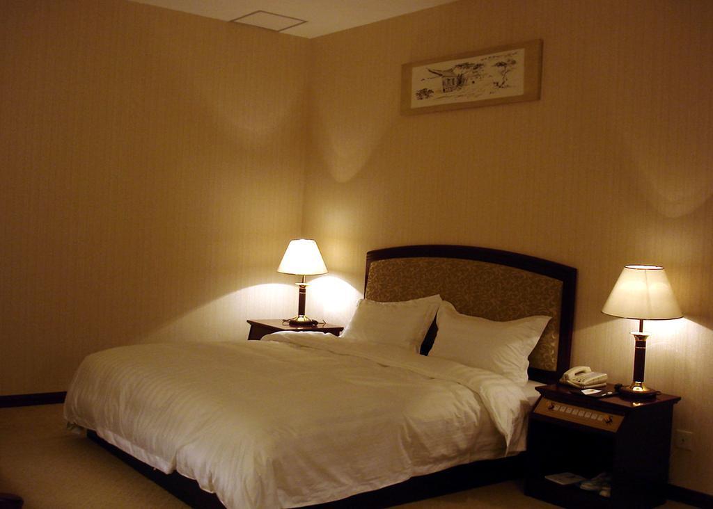 Super 8 Beijing Yizhuang Tianbao Hotel Szoba fotó